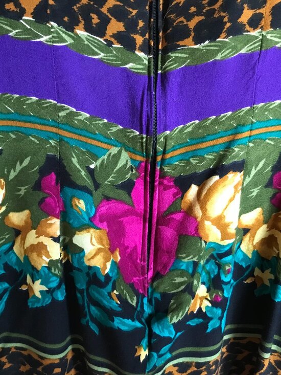 KC Spencer New York Knee-Length Dress: Vintage 70s Floral Leopard Print, Size 10 - Picture 8 of 11